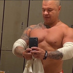 ����, 44