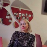 Lia, 48